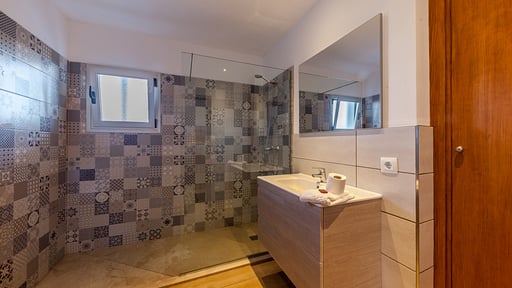 Villa Segue Nou Bedroom 1