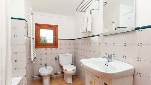 Villa Seguinot Bedroom 2