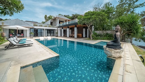 Villa Selamanya Swimming pool