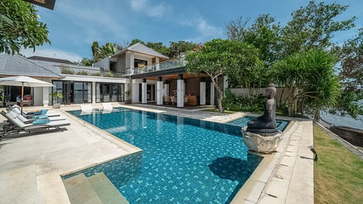 Villa Selamanya Swimming pool