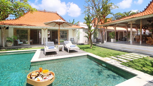 Villa Semani Schwimmbad