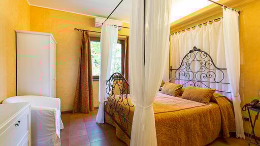 Villa Sempione Bedroom 4