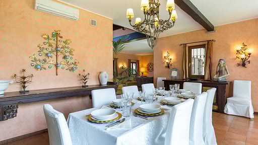 Villa Sempione Dining area