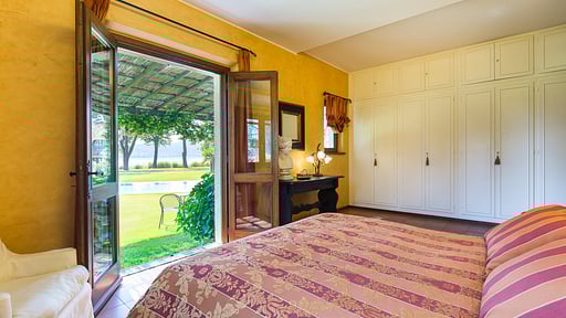 Villa Sempione Bedroom 1