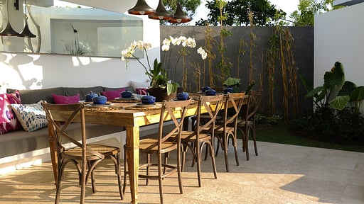 Villa Sena Dining area