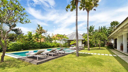 Villa Senara Swimming pool