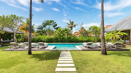 Villa Senara Swimming pool