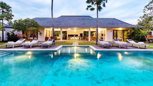 Villa Senara Swimming pool