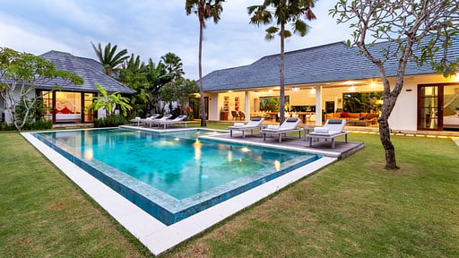 Villa Senara Swimming pool
