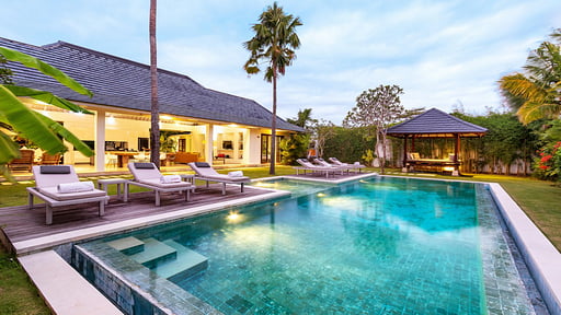 Villa Senara Swimming pool