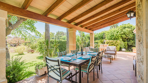 Villa Cifre Dining area
