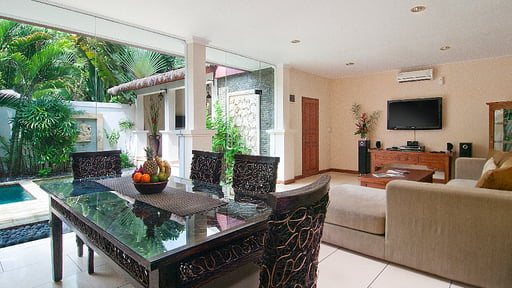 Villa SenSel Salon 2