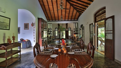 Villa Sepalika Обеденная зона