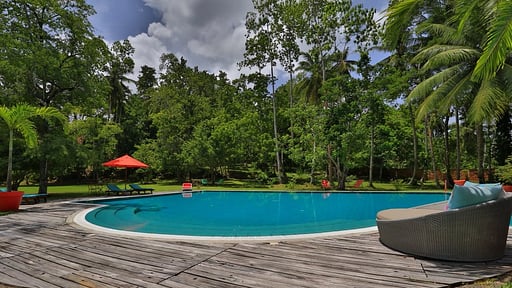 Villa Sepalika Бассейн