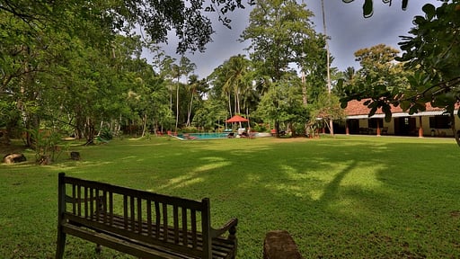 Villa Sepalika Сад