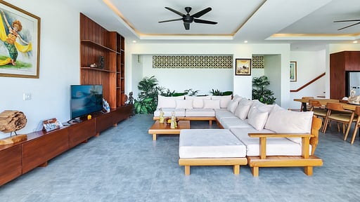 Villa Serena Lux Living room