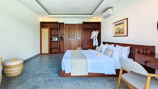 Villa Serena Lux Bedroom 3