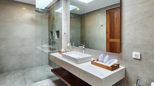Villa Serena Lux Bedroom 4