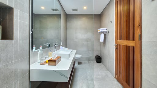 Villa Serena Lux Bedroom 4