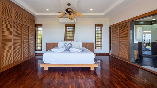 Villa Serena Bedroom 1