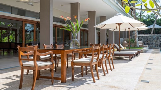 Villa Serendipity Dining area