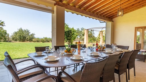 Villa Serenique Terrace/Veranda