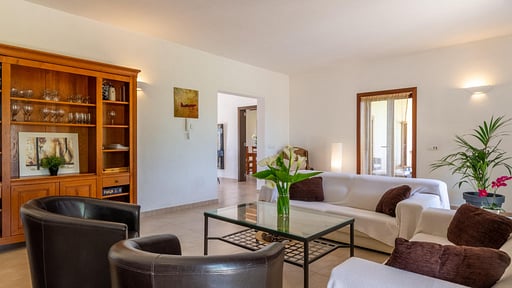 Villa Serenique Living room