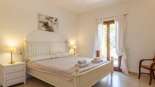 Villa Serenique Bedroom 6