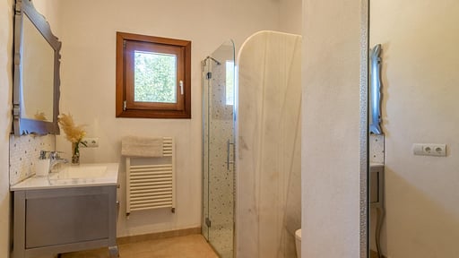 Villa Serenique Bedroom 6