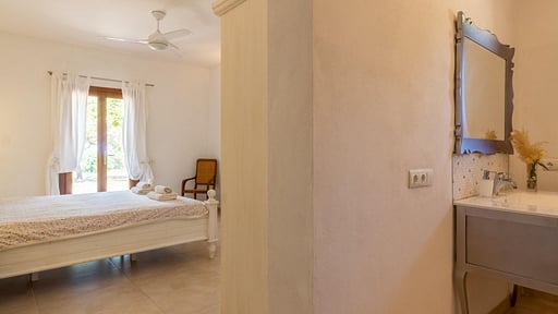 Villa Serenique Bedroom 6