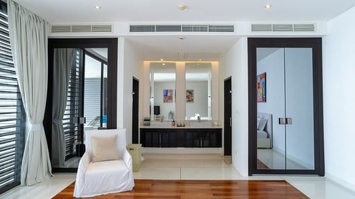 Villa Serenity Phuket Спальня 1