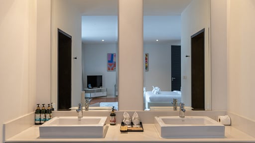 Villa Serenity Phuket Спальня 1