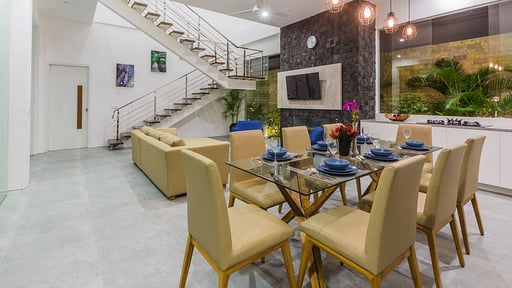 Villa Serenity Dining area