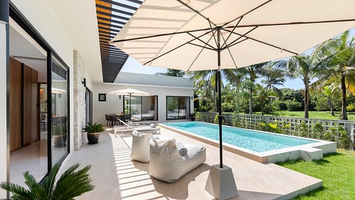 Villa Sereniwood 1 Zwembad