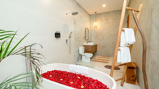 Villa Serenya Bedroom 1