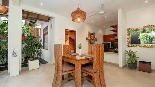 Villa Seriska Dua Seminyak Essecke