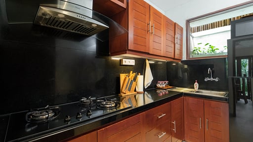 Villa Seriska Satu Seminyak Kitchen