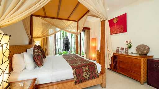 Villa Seriska Satu Seminyak Bedroom 1