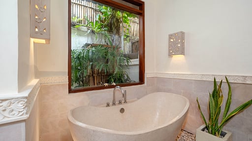 Villa Seriska Tiga Seminyak Bedroom 1