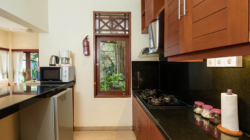 Villa Seriska Tiga Seminyak Kitchen
