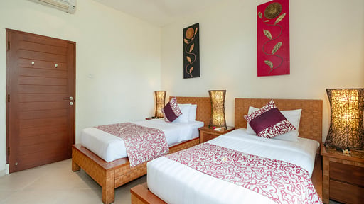 Villa Seriska Tiga Seminyak Bedroom 2