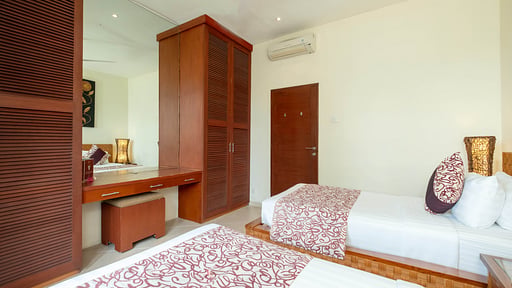 Villa Seriska Tiga Seminyak Bedroom 2