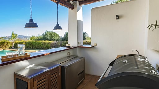 Villa Ses Llaneres BBQ equipment