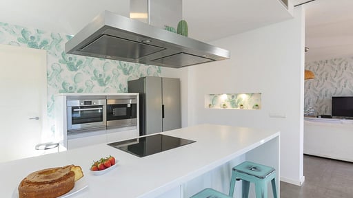 Villa Ses Llaneres Kitchen