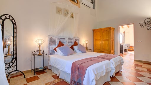 Villa Ses Porrasses Спальня 4