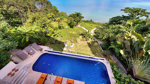 Villa Seven Swifts Бассейн