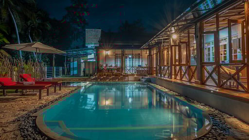 Sevena Villa Swimming pool