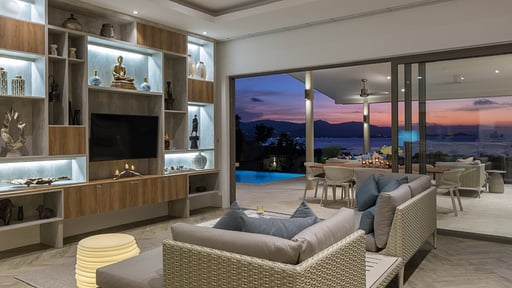 Villa Seventh Heaven Sunset Estates Salon