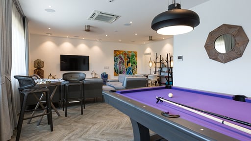 Villa Seventh Heaven Sunset Estates Billiard