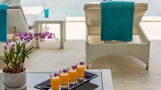 Villa Shades of Blue Terrace/Veranda